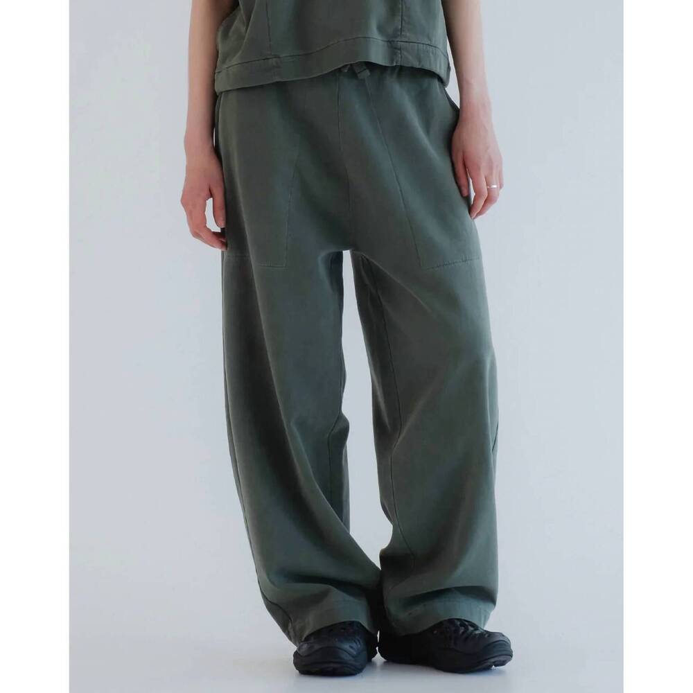 NEW GIRLS OF DUST reformer twill jersey pants in forest green